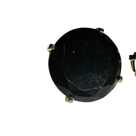 CASTLELIFF Elegant Black Stud Earrings - Picture 2 of 6